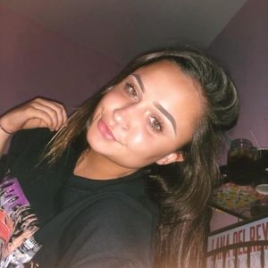 Meet your Posher, Adrian